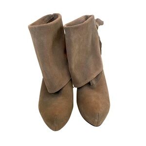 Bakers Reagan Suede Boots, Size 10